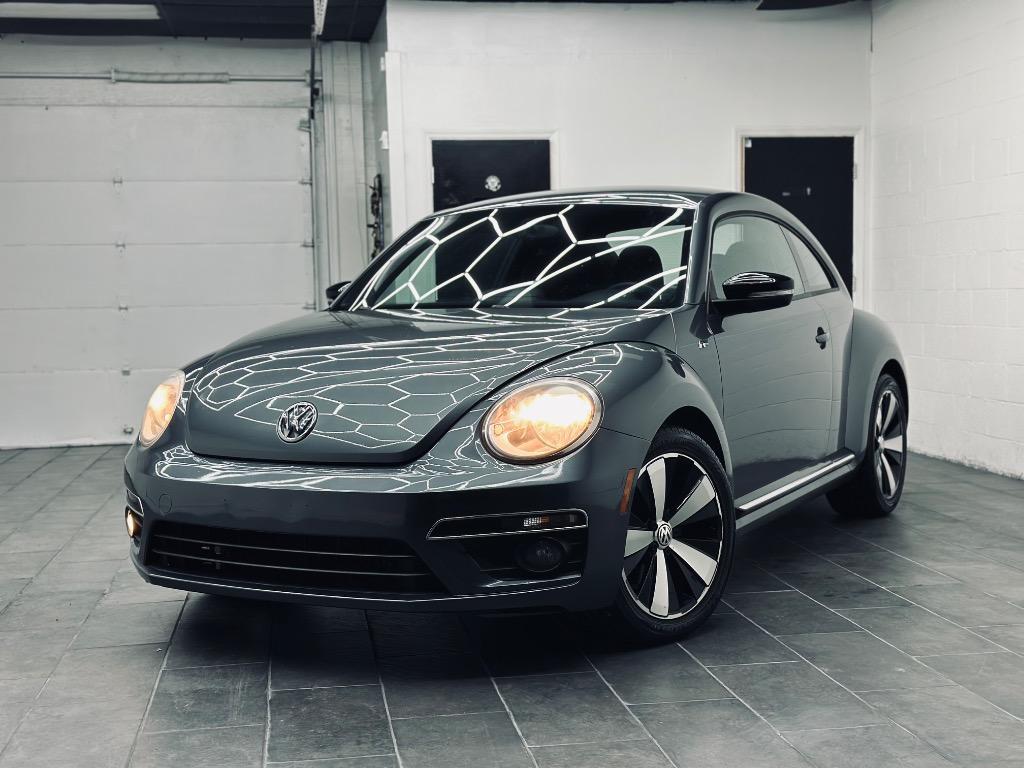 2014 Volkswagen Beetle R-Line's photo