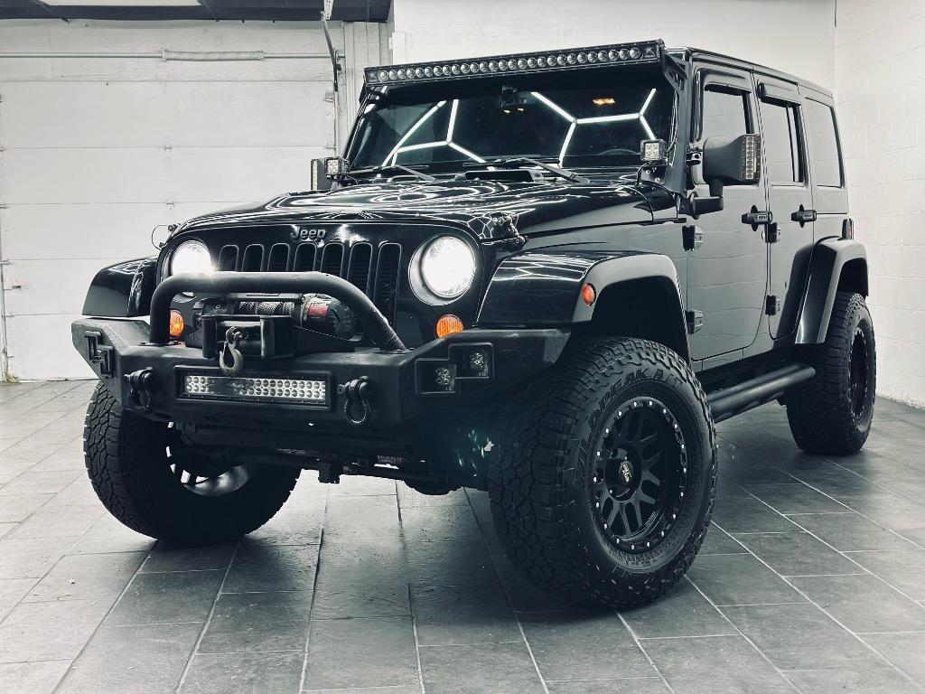 2015 Jeep Wrangler Unlimited Sahara's photo
