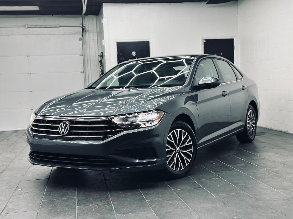 2020 Volkswagen Jetta SE's photo