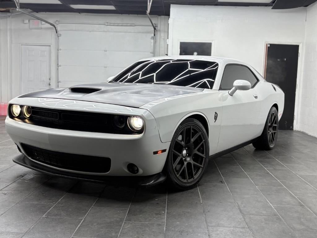 2016 Dodge Challenger Scat Pack's photo