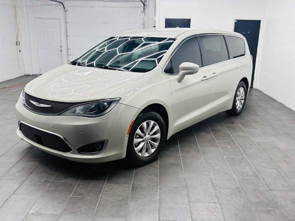 2019 Chrysler Pacifica Touring Plus