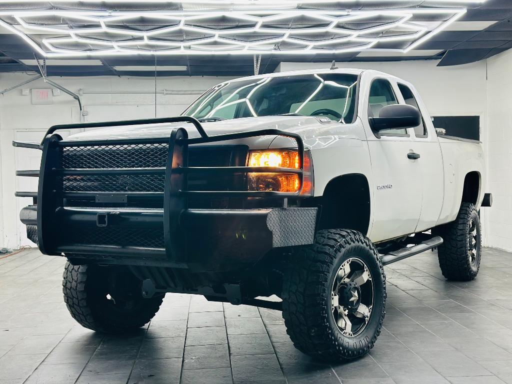 2008 Chevrolet Silverado 2500HD's photo